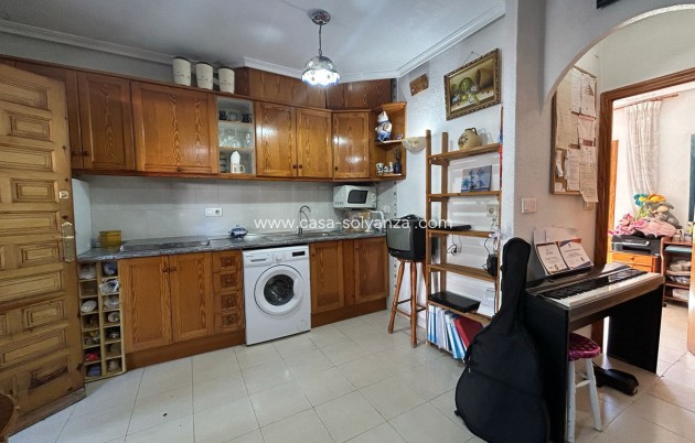 Resale - Townhouse - Torrevieja - Torrevieja Centro