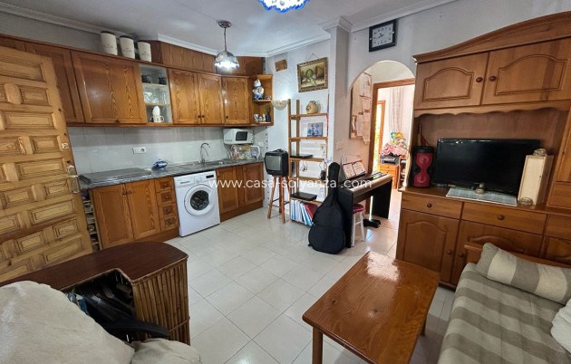 Resale - Townhouse - Torrevieja - Torrevieja Centro