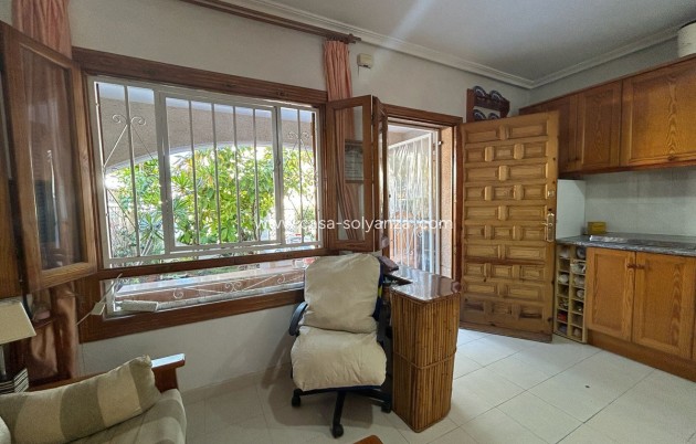 Resale - Townhouse - Torrevieja - Torrevieja Centro