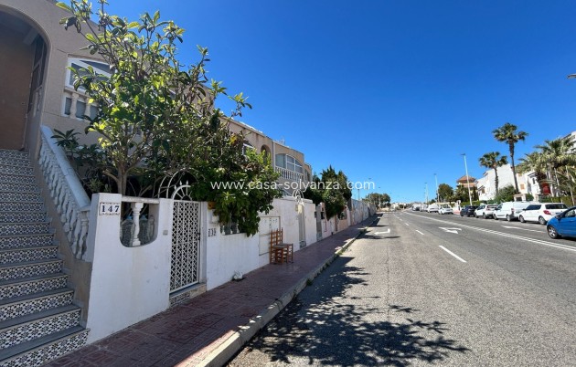 Resale - Townhouse - Torrevieja - Torrevieja Centro