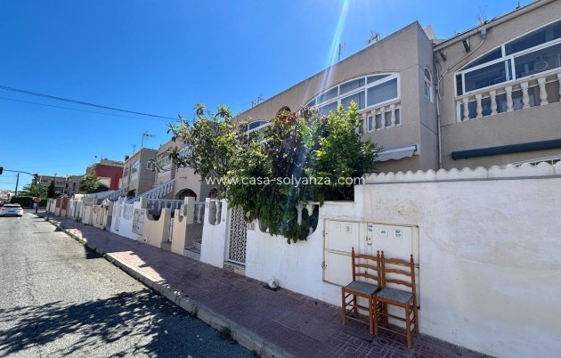 Resale - Townhouse - Torrevieja - Torrevieja Centro
