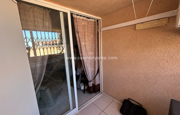 Resale - Apartment / flat - Torrevieja - Torrevieja Centro