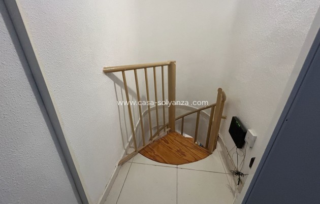 Resale - Apartment / flat - Torrevieja - Torrevieja Centro