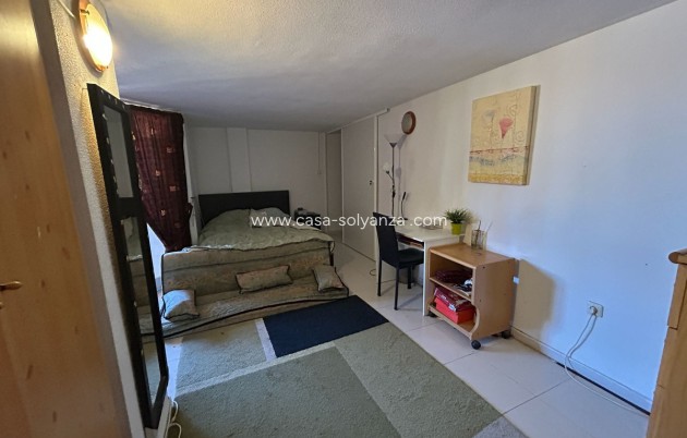 Resale - Apartment / flat - Torrevieja - Torrevieja Centro