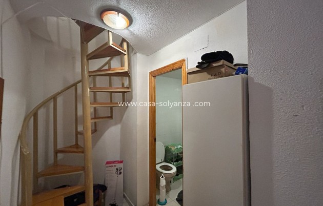 Resale - Apartment / flat - Torrevieja - Torrevieja Centro