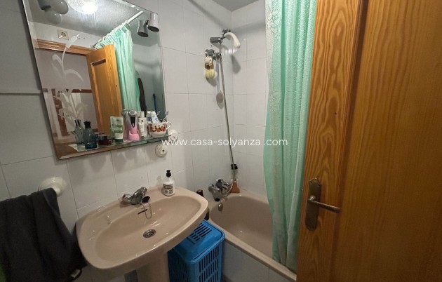 Resale - Apartment / flat - Torrevieja - Torrevieja Centro