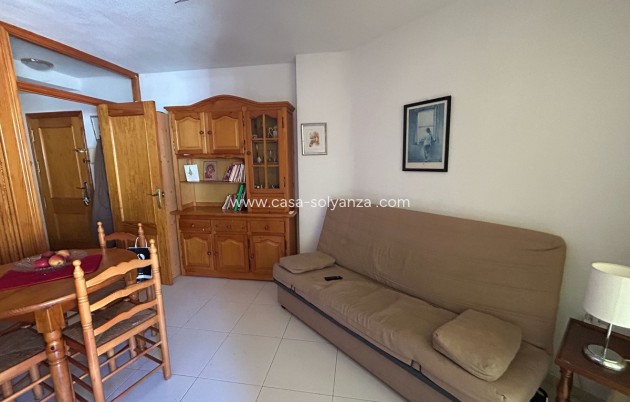 Resale - Apartment / flat - Torrevieja - Torrevieja Centro
