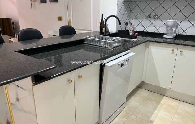 Herverkoop - Appartement / flat - Torrevieja - Torrevieja Centro
