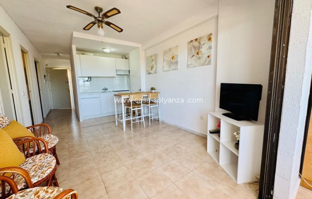 Resale - Apartment / flat - Torrevieja - La Mata