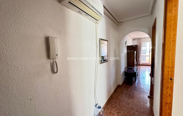 Resale - Apartment / flat - Torrevieja - Torrevieja Centro