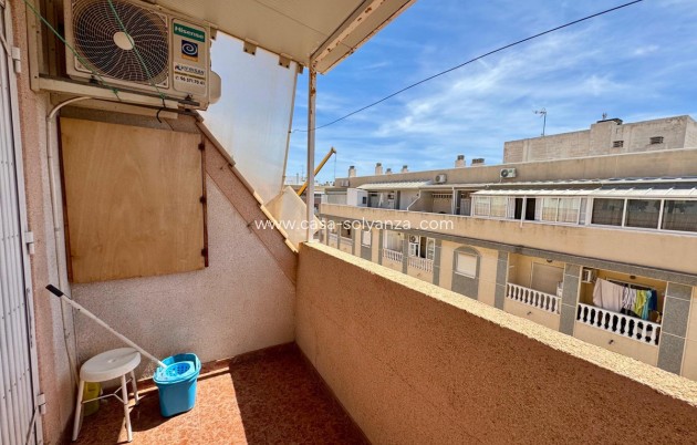 Resale - Apartment / flat - Torrevieja - Torrevieja Centro