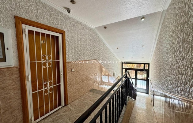Resale - Apartment / flat - Torrevieja - Torrevieja Centro