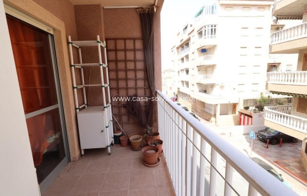 Resale - Apartment / flat - Torrevieja - Torrevieja Centro