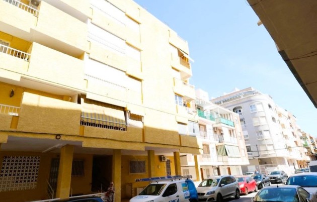 Reventa - Apartamento / piso - Torrevieja - Torrevieja Centro
