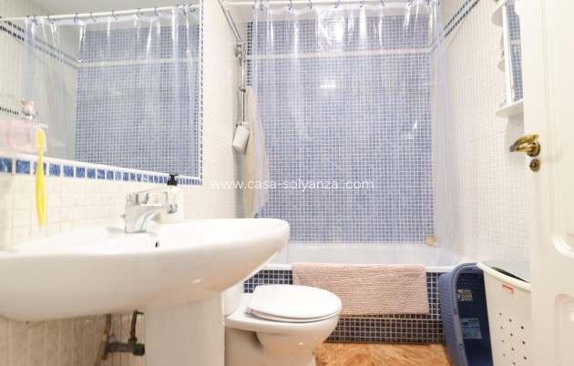 Revente - Appartement - Torrevieja - Torrevieja Centro