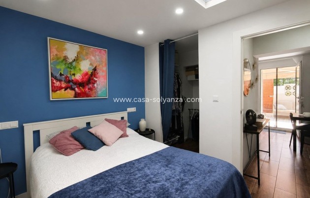Resale - Villa - Torrevieja - La Siesta