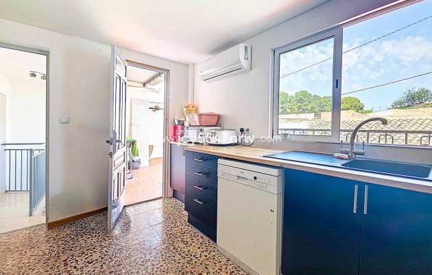 Resale - Villa - Pinoso - Pinoso Centro