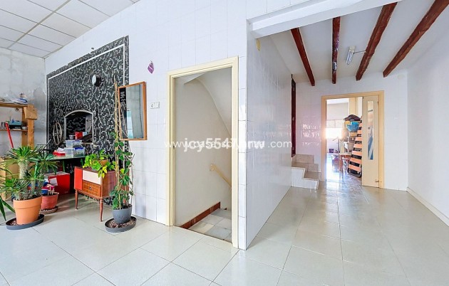 Revente - Maison de ville - Pinoso - Pinoso Centro