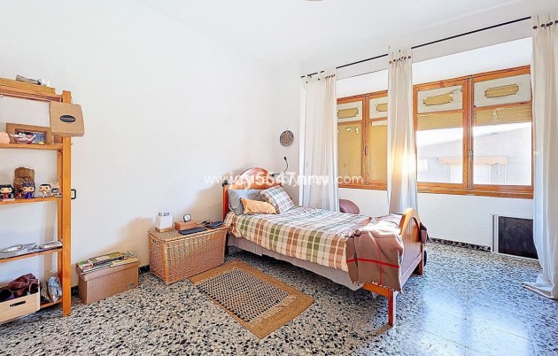 Revente - Maison de ville - Pinoso - Pinoso Centro