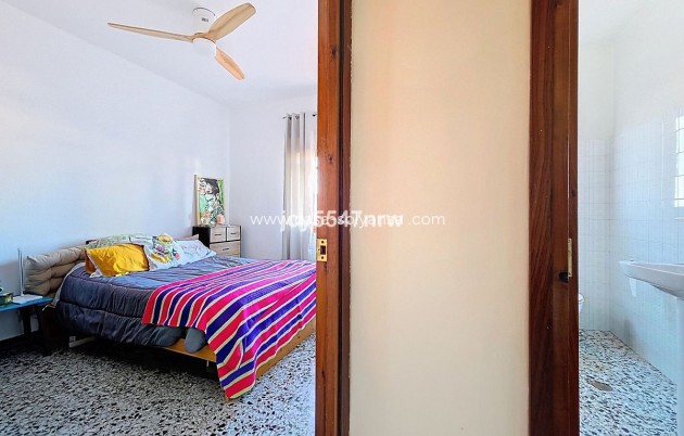 Revente - Maison de ville - Pinoso - Pinoso Centro