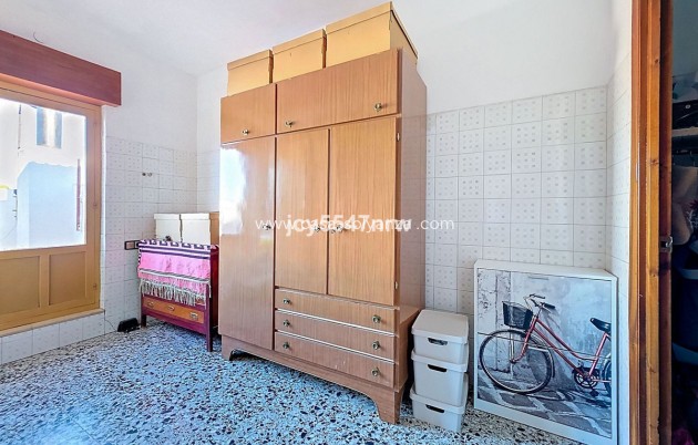 Revente - Maison de ville - Pinoso - Pinoso Centro