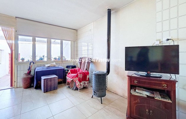 Revente - Maison de ville - Pinoso - Pinoso Centro