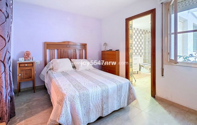 Revente - Maison de ville - Pinoso - Pinoso Centro