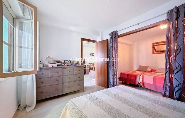 Revente - Maison de ville - Pinoso - Pinoso Centro