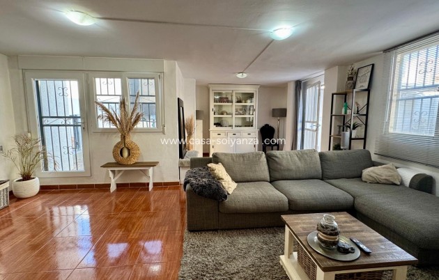 Resale - Villa - Torrevieja - Costa Blanca