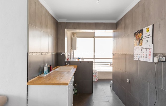 Revente - Appartement - Daya Nueva - Costa Blanca