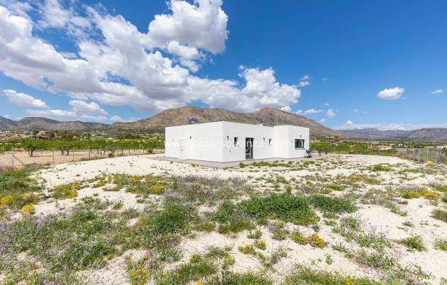 Resale - Villa - Macisvenda - Inland