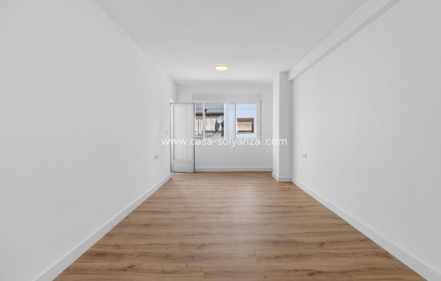 Reventa - Apartamento / piso - Torrevieja - Torrevieja Centro