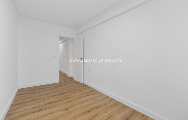 Reventa - Apartamento / piso - Torrevieja - Torrevieja Centro