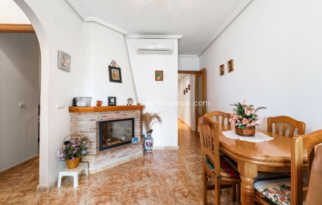 Resale - Apartment / flat - Torrevieja - Torrevieja Centro