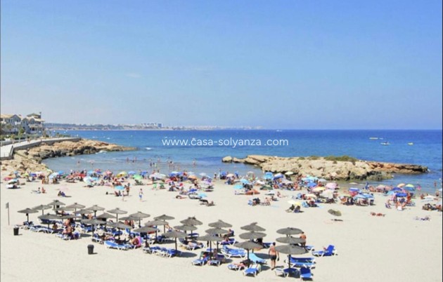 Resale - Apartment / flat - Orihuela - Villamartin