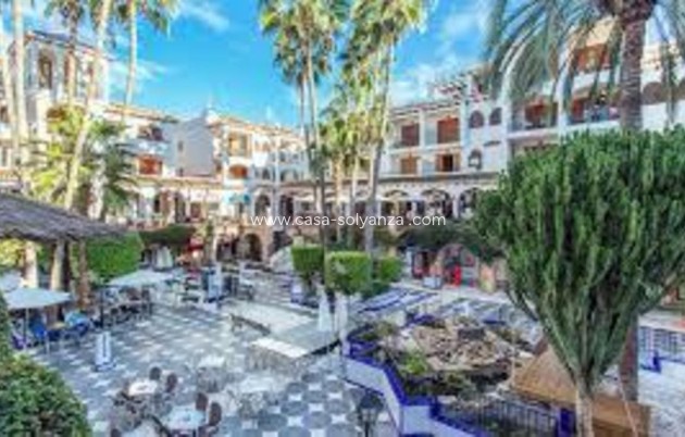 Resale - Apartment / flat - Orihuela - Villamartin