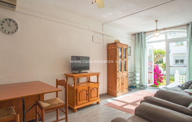Resale - Apartment / flat - Torrevieja - Lago jardin
