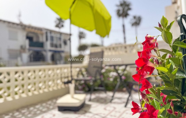 Resale - Apartment / flat - Torrevieja - Lago jardin