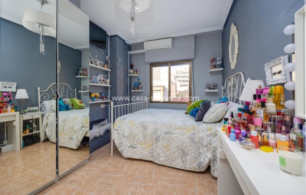 Reventa - Apartamento / piso - Torrevieja - Torrevieja Centro
