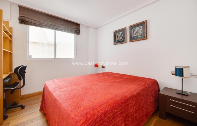 Reventa - Apartamento / piso - Torrevieja - Torrevieja Centro