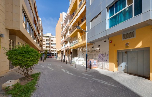 Reventa - Apartamento / piso - Torrevieja - Torrevieja Centro