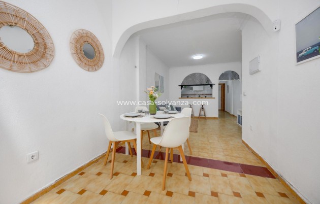 Resale - Apartment / flat - Torrevieja - Playa del Cura