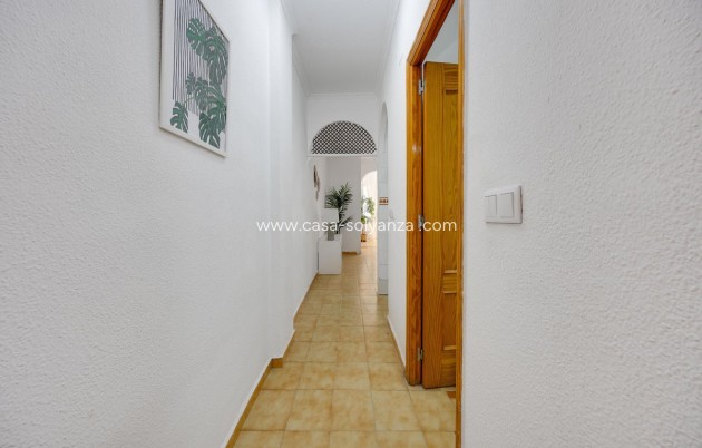 Resale - Apartment / flat - Torrevieja - Playa del Cura