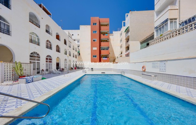Resale - Apartment / flat - Torrevieja - Playa del Cura