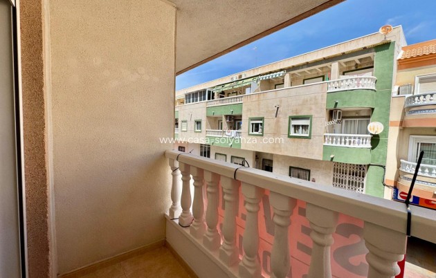 Resale - Apartment / flat - Torrevieja - Torrevieja Centro