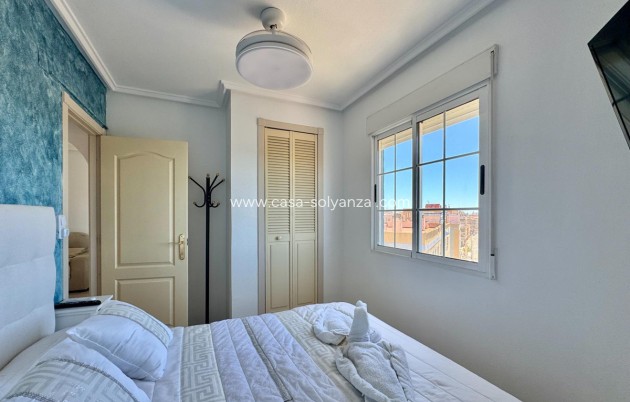 Resale - Apartment / flat - Torrevieja - Torrevieja Centro