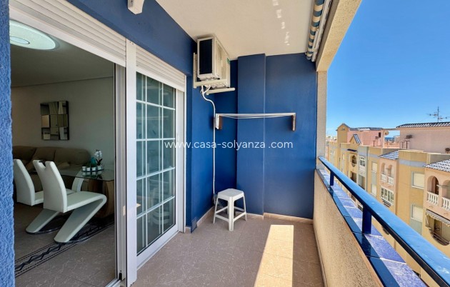Resale - Apartment / flat - Torrevieja - Torrevieja Centro