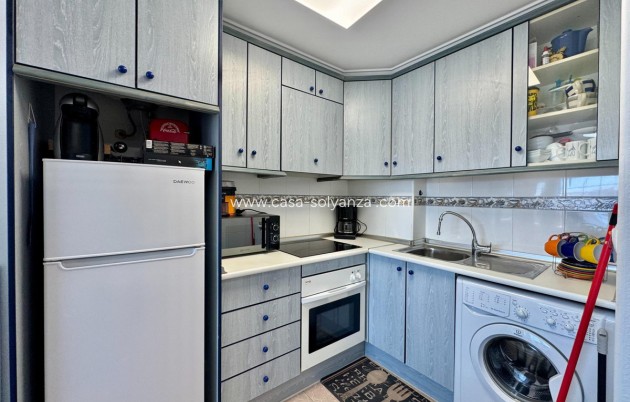 Resale - Apartment / flat - Torrevieja - Torrevieja Centro