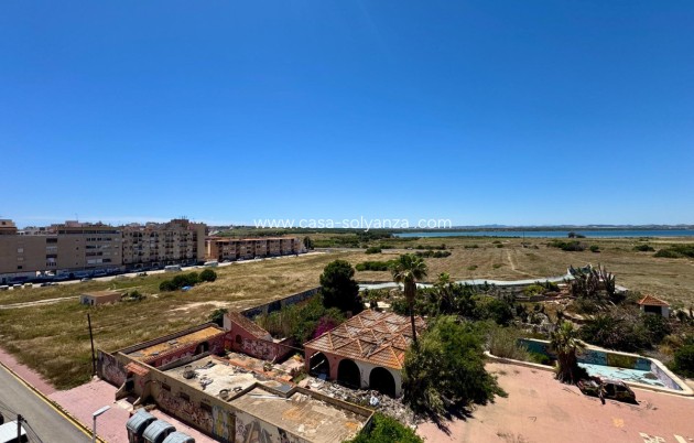 Resale - Apartment / flat - Torrevieja - Torrevieja Centro