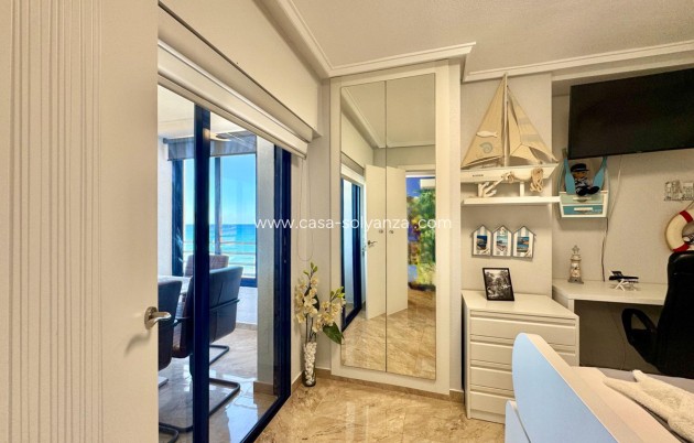 Wiederverkauf - Wohnung - Torrevieja - Torrevieja Centro